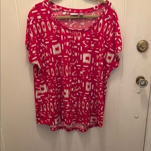 Cute Chico’s Red Rounded Neckline Short Sleeve Blouse